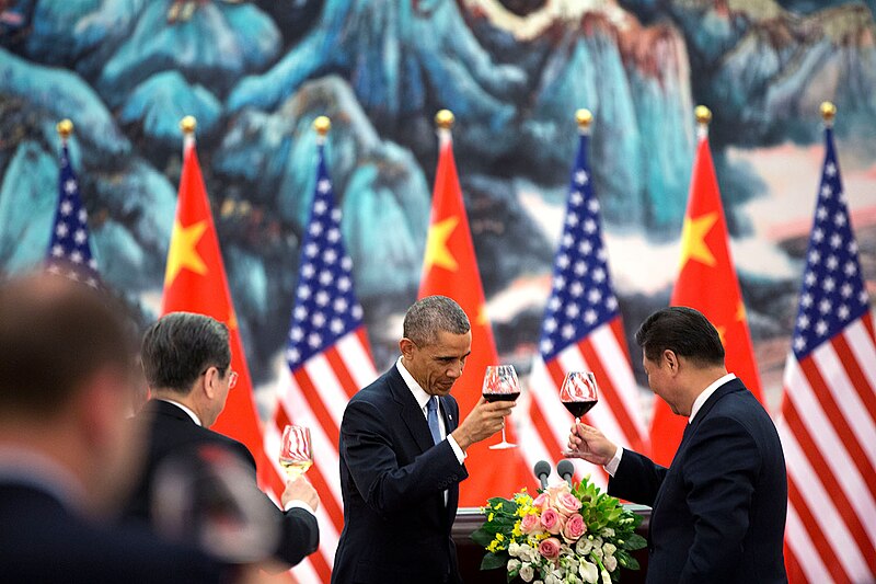 File:President Barack Obama offers a toast to President Xi Jinping of China during a State Banquet at the Great Hall of People in Beijing, China, Nov. 12, 2014.jpg