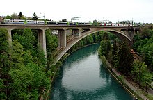 Aar Berne.jpg üzerinden demiryolu köprüsü