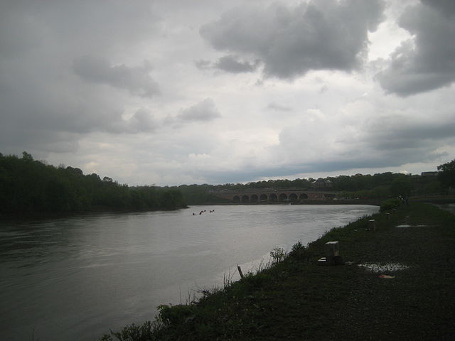 File:Raritan_River_and_Route_18_from_Boyd_Park.JPG