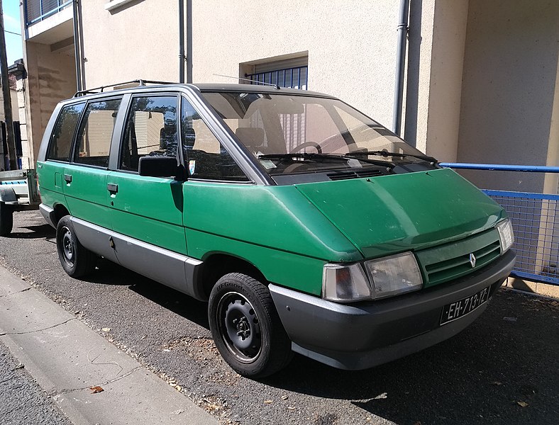 File:Renault Espace (43784521370).jpg