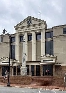 Robeson County Courthouse, Lumberton North Carolina.jpg