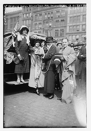 Rosalie Jones, Helen Todd, Mrs. Gordon Norrie and A.G. Hays on an auto tour