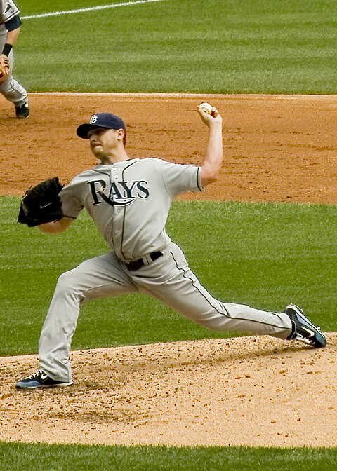 Kazmir pitching for the Tampa Bay Rays in 2009