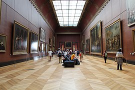 Paris - Musee du Louvre (30612872064).jpg