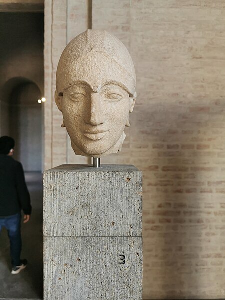 File:Sculpture at Glyptothek museum, Munich 51.jpg