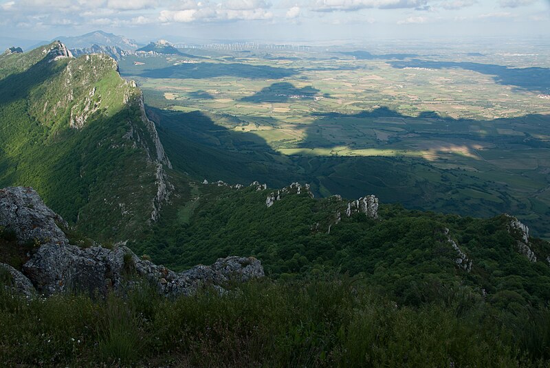 File:Sierra Cantabria 01.jpg