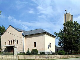 Sokoľany, Rímskokatolícky kostol Ružencovej Panny Márie.jpg