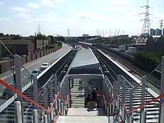 Star Lane stn high southbound.jpg