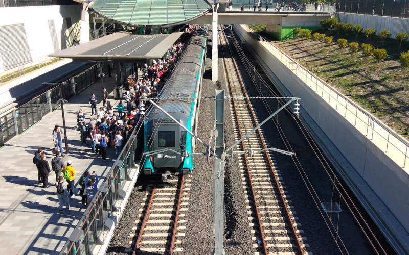 File:Sydney Metro opening day Tallawong.png