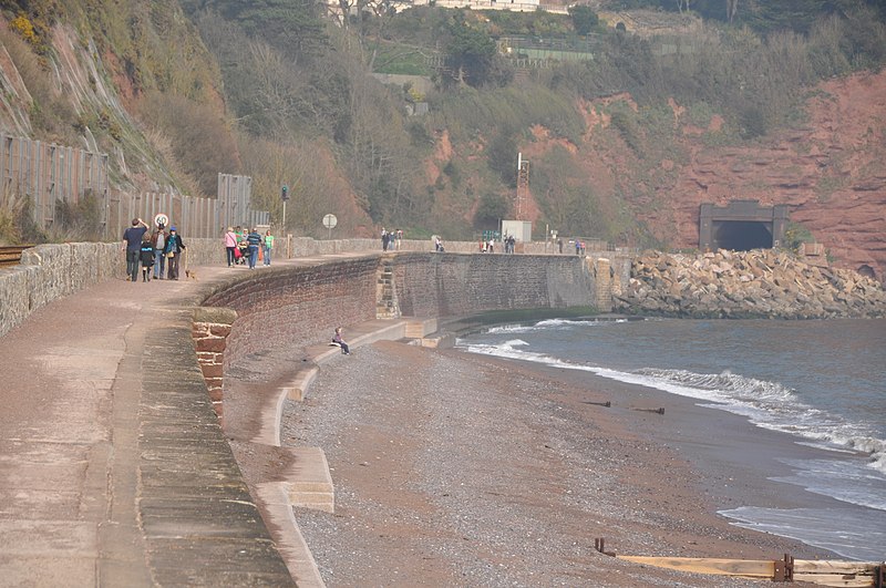 File:Teignbridge , Coastal Path ^ Bay - geograph.org.uk - 2329047.jpg