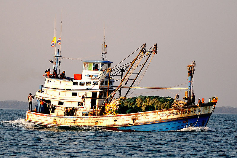 File:Thai fishing boat.jpg