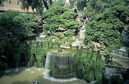 Fontana dell'Ovato Fontanna owalna (Fontanna z jajkiem)