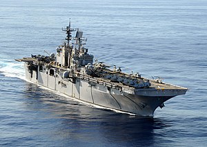 US Navy 080906-N-1082Z-029 The multi-purpose amphibious assault ship USS Iwo Jima (LHD 7) transits the Atlantic Ocean.jpg