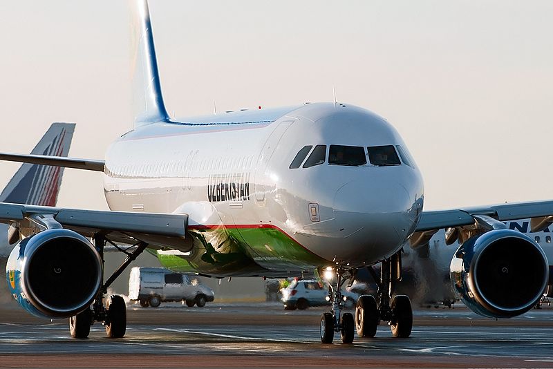 File:Uzbekistan Airways Airbus A320 Beltyukov.jpg