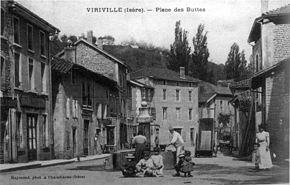 Viriville, place des Buttes, 1912, p282 de L'Isère les 533 communes - Raymond phot à Chambaran.jpg