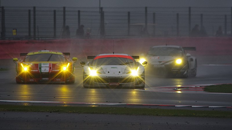 File:WEC 2014 Silverstone 6 hrs - Rainy and Dark at Aintree (13957364681).jpg