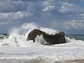 Wave against blockhaus in Capbreton 3.jpg