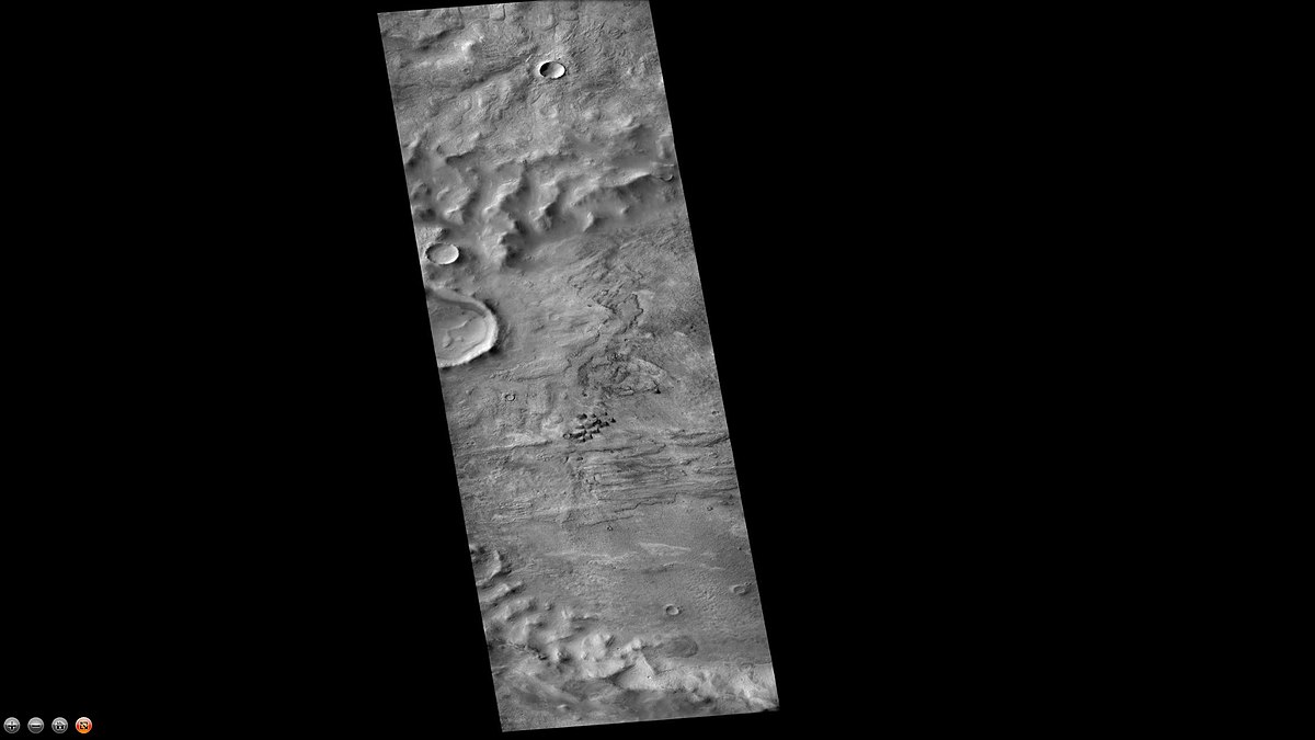 Huggins (Martian crater)