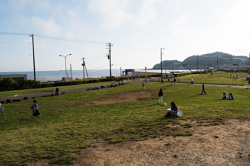 File:Yuigahama Beach (Shin Godzilla Landing Point).jpg