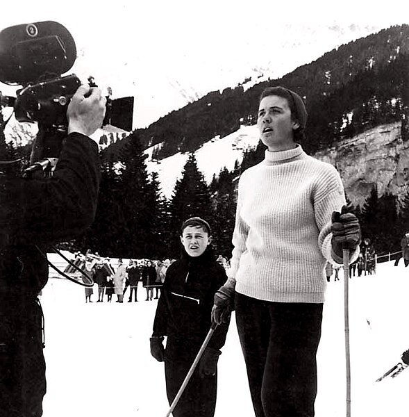 Archivo:Yvonne Rüegg - Alpin Schweizermeisterschaften 1959 in Engelberg.jpg