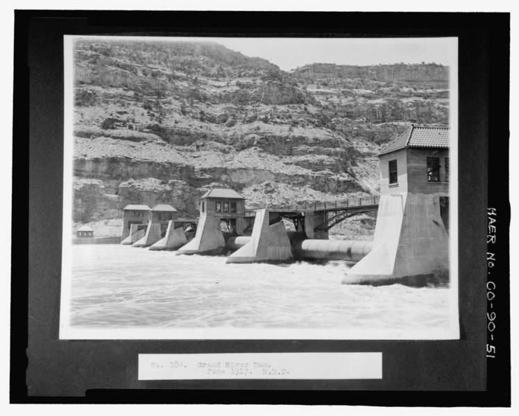 File:"No. 184. Grand River Dam. June, 1917. R.B.D." - Grand Valley Diversion Dam, Half a mile north of intersection of I-70 and Colorado State Route 65, Cameo, Mesa County, CO HAER CO-90-51.tif