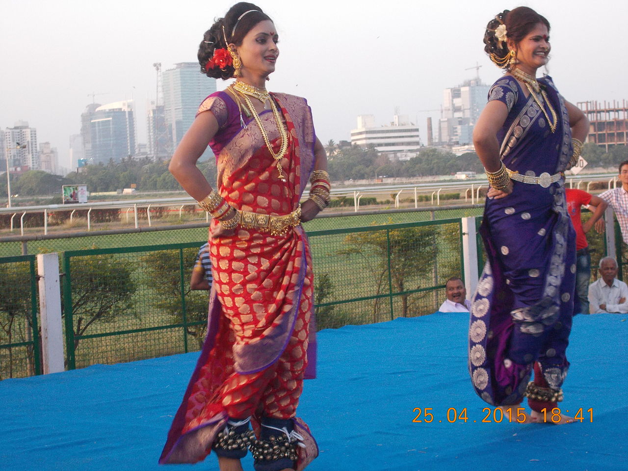 LAVANI dance