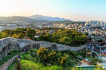 The Fortress Wall of Seoul hanyangdoseongnagsangugan.jpg