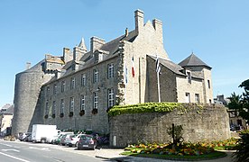 男爵城堡（法语：Château des barons du Pont）