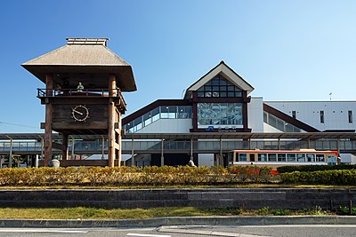 土山站