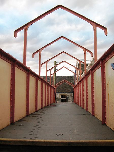 File:2014 at Yatton station - footbridge looking north.JPG