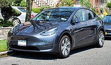 Tesla Model Y 2020 года, передняя часть 8.1.20.jpg 