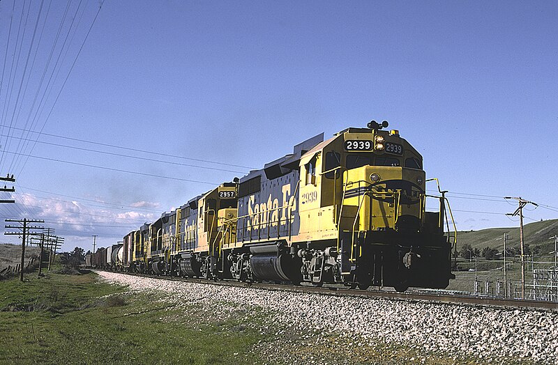 File:ATSF freight train at Christie, February 1985.jpg