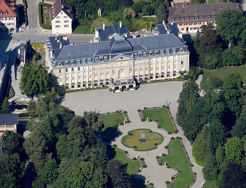 File:Aerial image of the Schloss Donaueschingen (view from the south).jpg