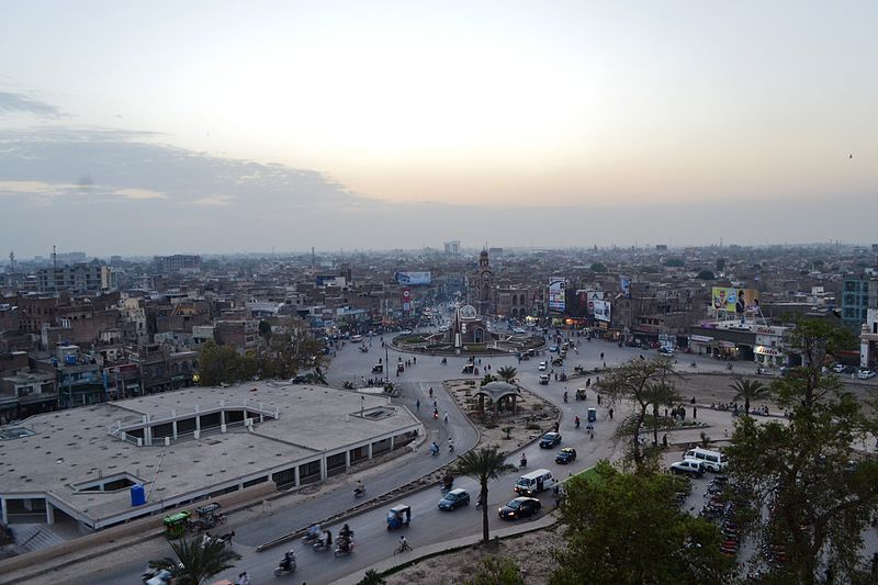 File:Aerial view of Multan Ghanta Ghar chawk.jpg