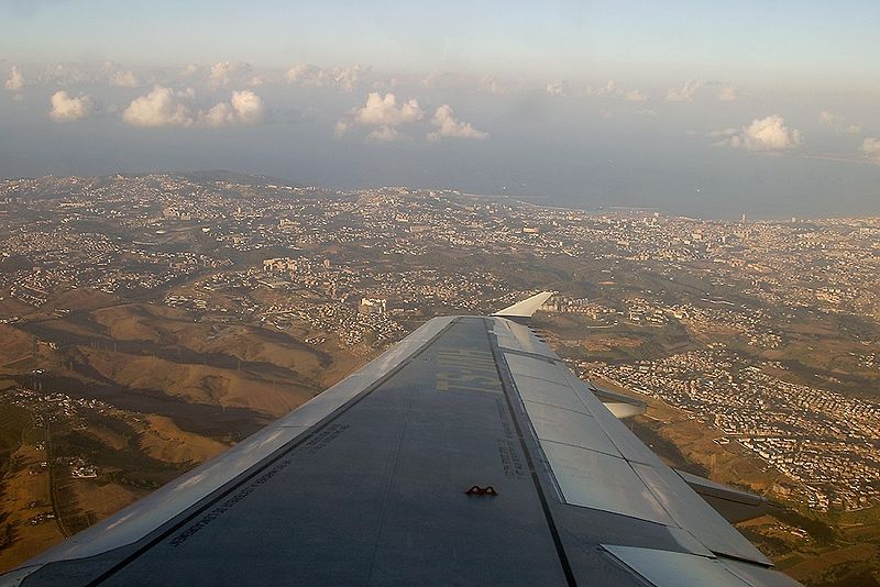 File:Airbus A320-211, Tunisair AN0676942.jpg