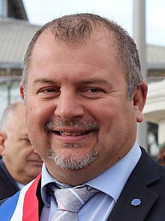 Alain Péréa French politician