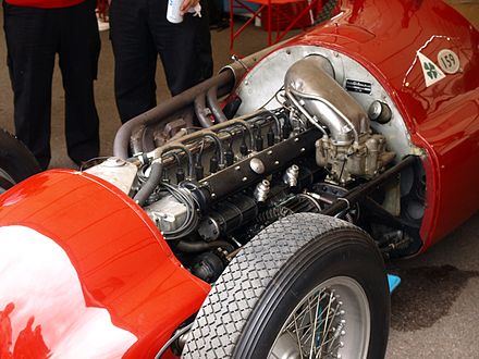 Le moteur de l'Alfetta développe désormais plus de 430 chevaux.