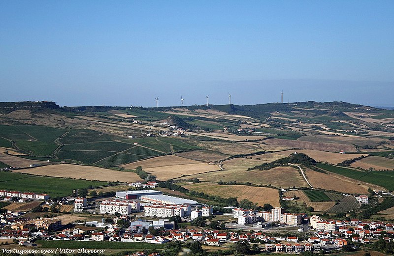 File:Arruda dos Vinhos - Portugal (37214175605).jpg