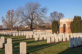 Aubers Ridge Britischer Friedhof-6.JPG