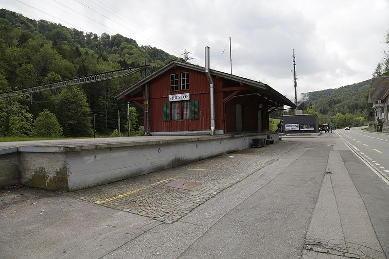 File:Bahnhof Sihlbrugg P6A7083.JPG