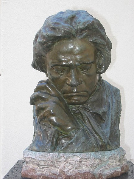 ไฟล์:Beethoven buste1.jpg
