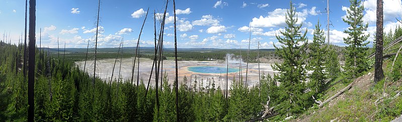 File:Best Place to Take Pictures of Grand Prismatic SpringFairy Falls DyeClan.com - panoramio.jpg