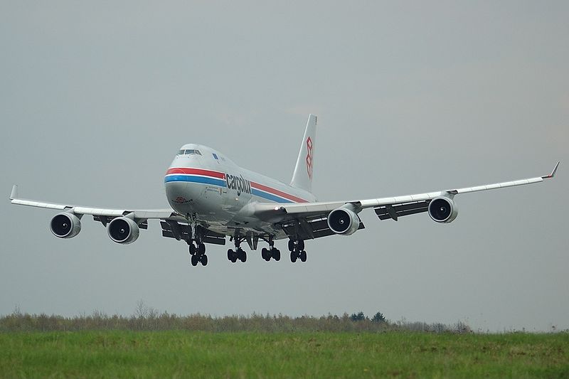 File:Boeing 747-4R7F-SCD, Cargolux AN0822626.jpg