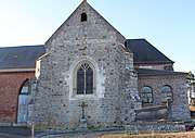 La partie la plus ancienne de l'église en pierre calcaire.