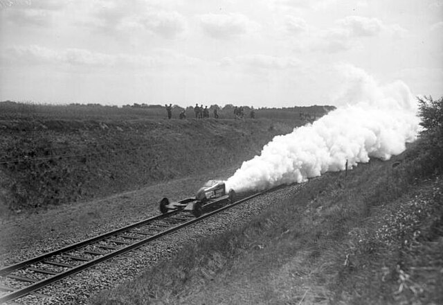 RAK.3 rocket train during burn