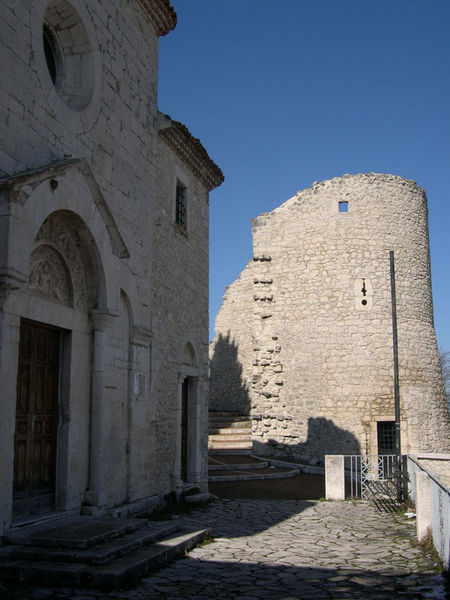 450px-Campobasso_s.bartolomeo