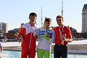 Deutsch: Kanusport bei den Olympischen Jugendspielen 2018; Tag 10, 16. Oktober 2018; Finale Jungen Einer-Kajak-Slalom: Lan Tominc (Slowenien, Gold) - Guan Changheng (China, Silber) - Tom Bouchardon (Frankreich, Bronze) English: Canoeing at the 2018 Summer Youth Olympics at 16 October 2018 – Boys' K1 slalom Gold Medal Race: Lan Tominc (Slovenia, gold) - Guan Changheng (China, silver) - Tom Bouchardon (France, bronze)