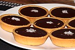 Thumbnail for File:Caramel Chocolate Tart (38380007766).jpg