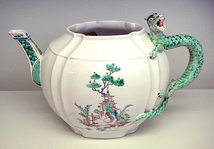 Chantilly sof porcelain teapot 1735-1740