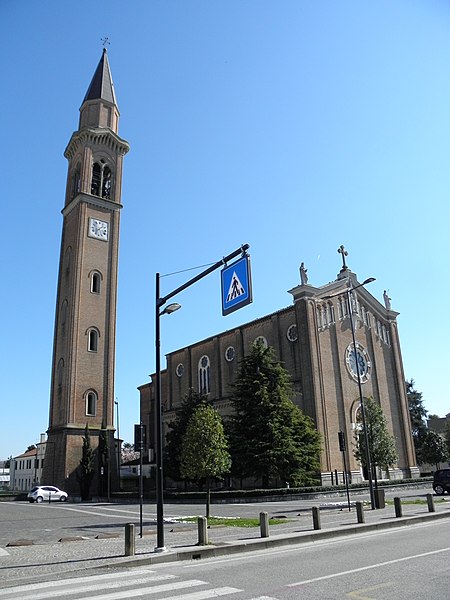 File:Chiesa di Santa Maria Assunta (Campodarsego) 01.jpg